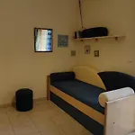 Apartament Sofia's 70m From The Sea In Toroni.